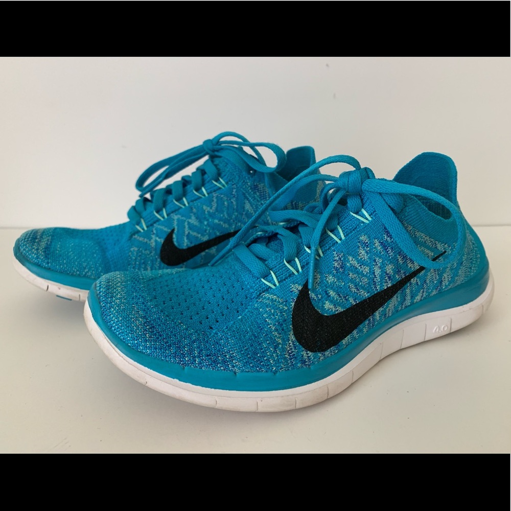 Nike Blue Free Flyknit 4.0 Sneakers